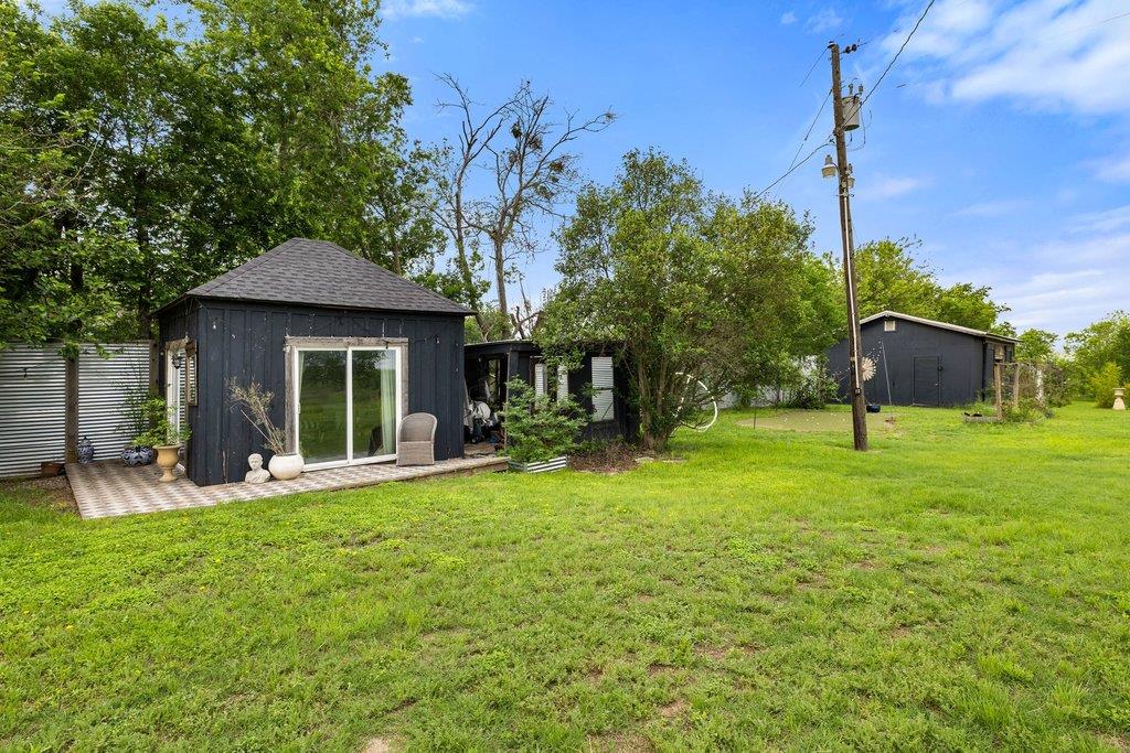 2456 Fm 112, Taylor, TX 76574