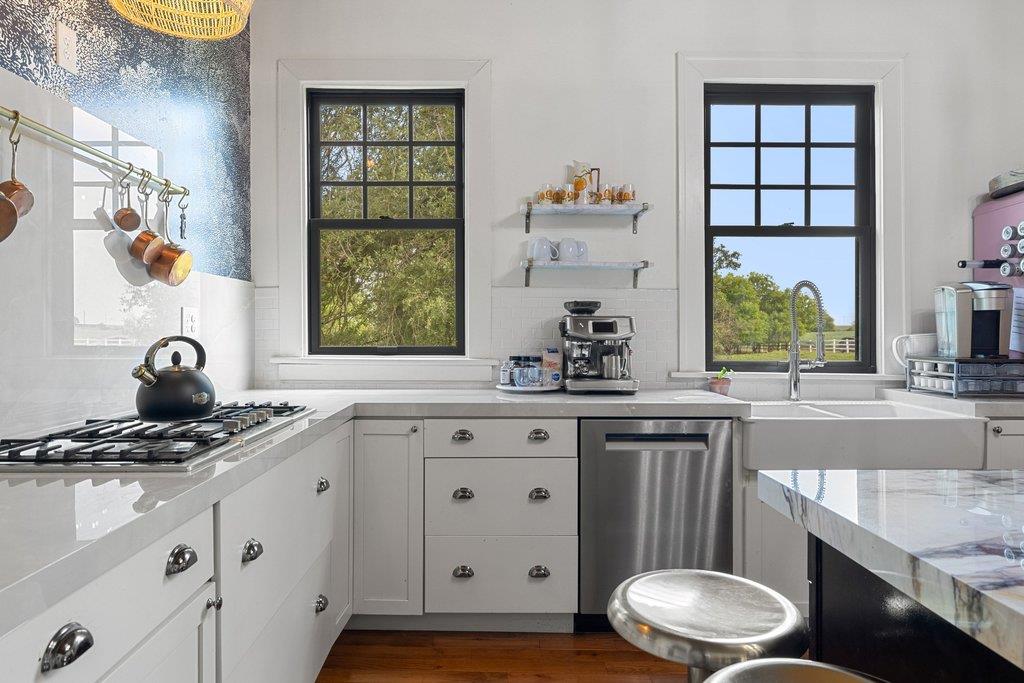 2456 Fm 112, Taylor, TX 76574