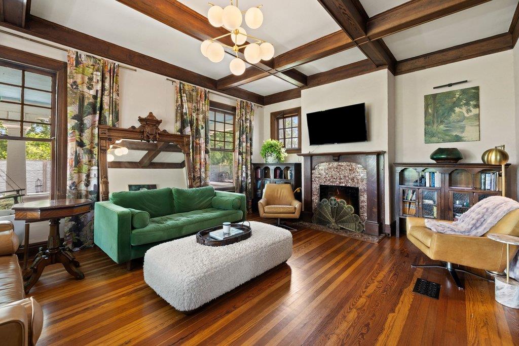 2456 Fm 112, Taylor, TX 76574