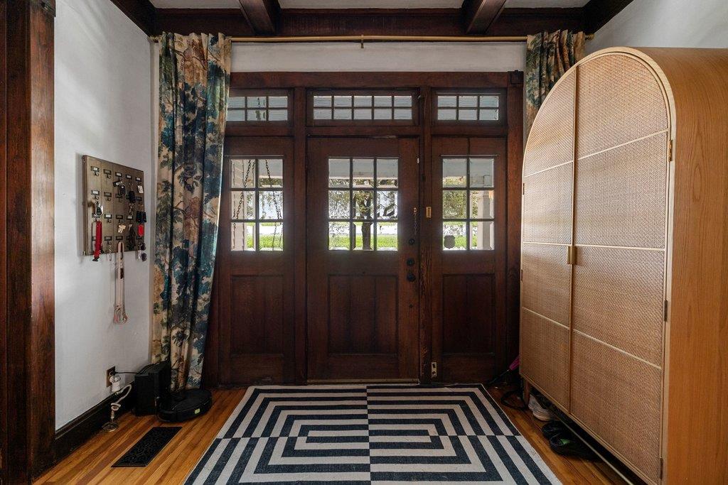 2456 Fm 112, Taylor, TX 76574