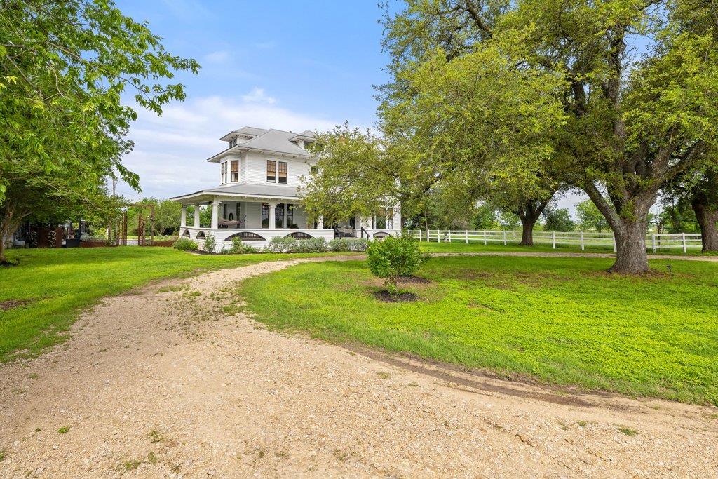 2456 Fm 112, Taylor, TX 76574