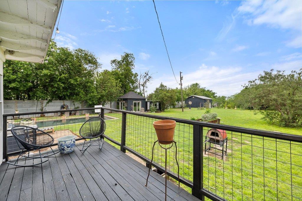 2456 Fm 112, Taylor, TX 76574