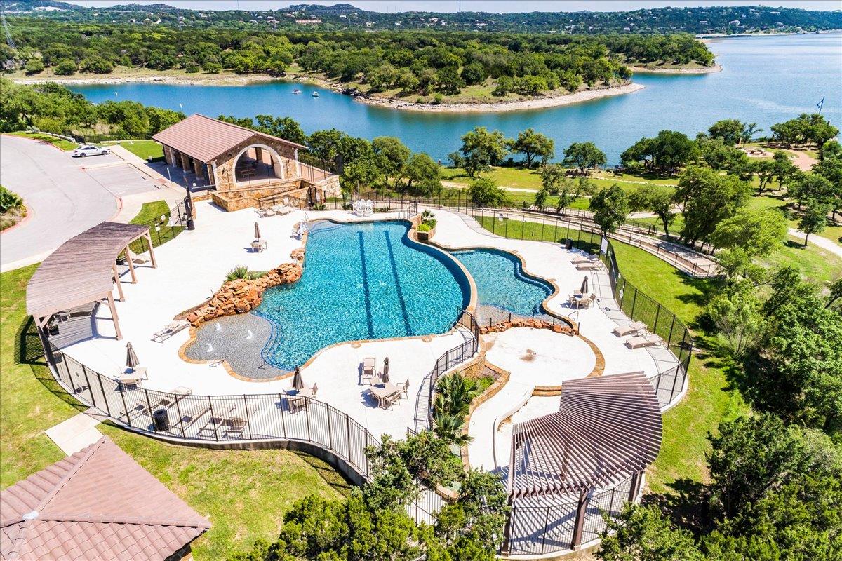 8008 Prairie Rye Dr, Lago Vista, TX 78645