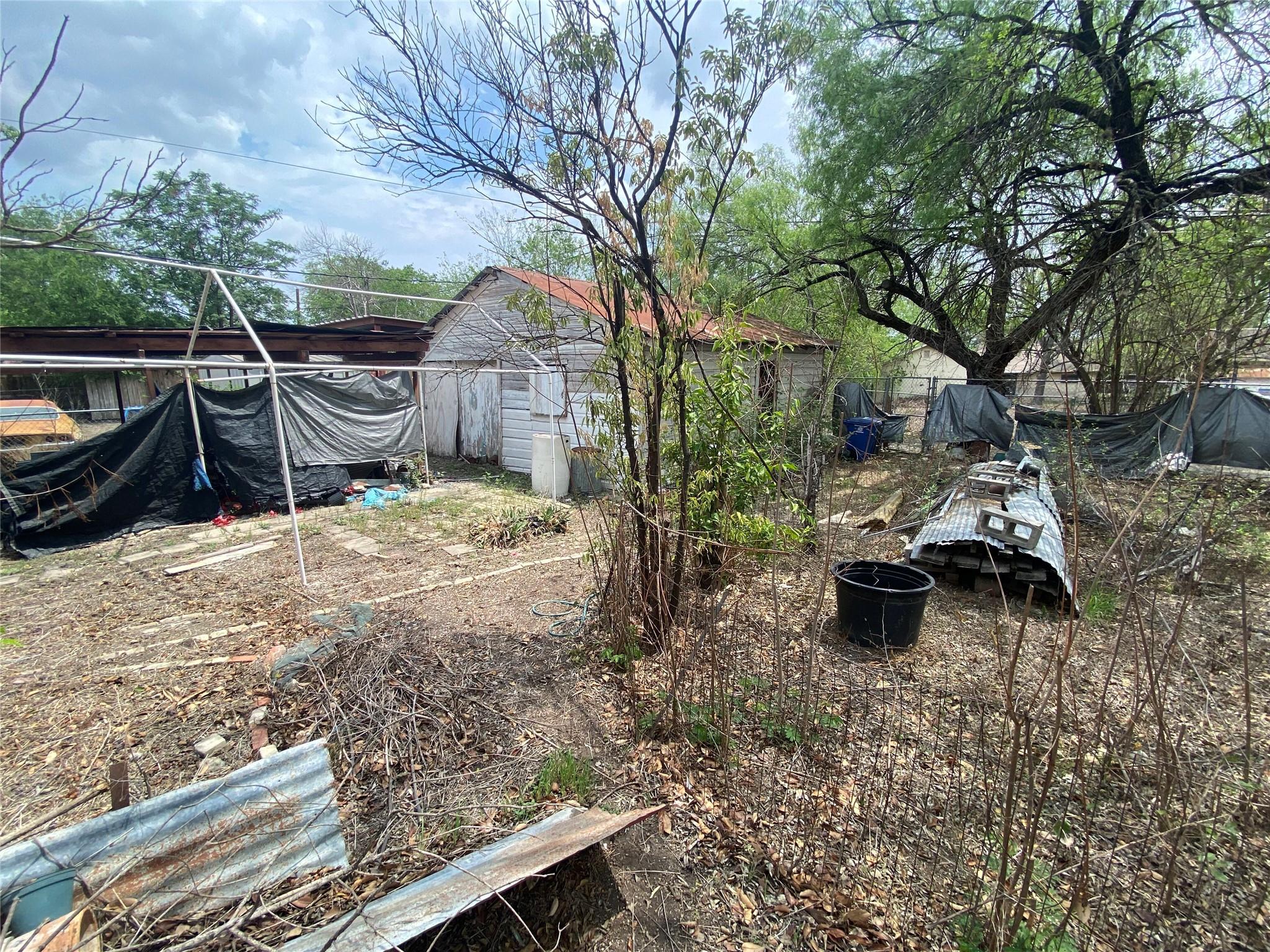 2818 Saunders Ave, San Antonio, TX 78207