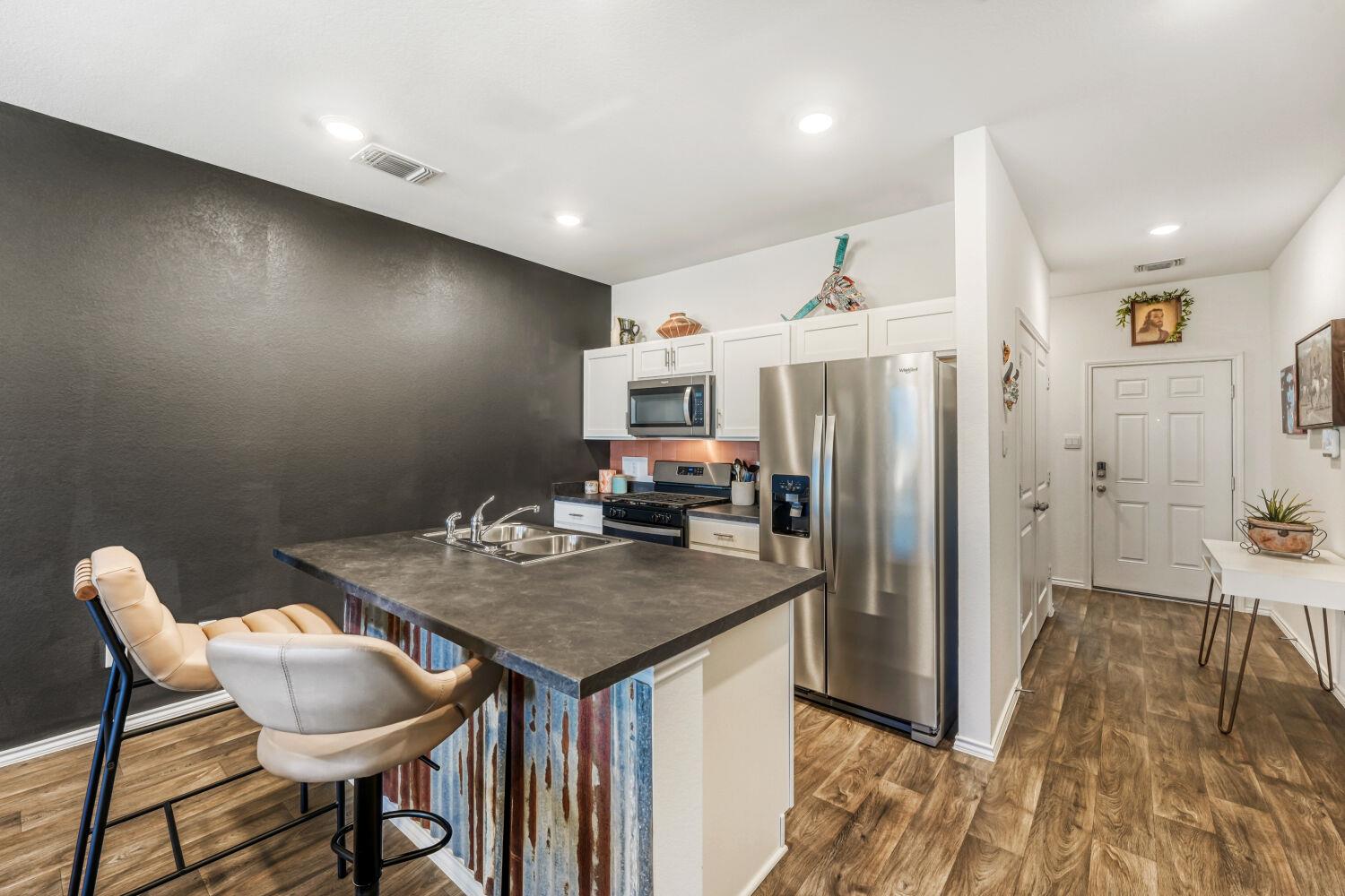 549 Arnold Loop # A, Kyle, TX 78640