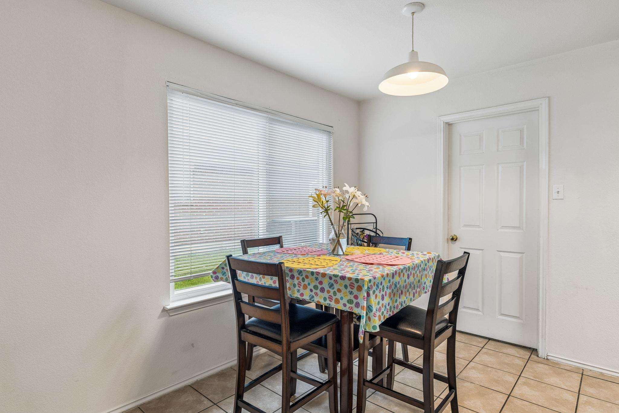 408 Glen Valley Ln, Leander, TX 78641