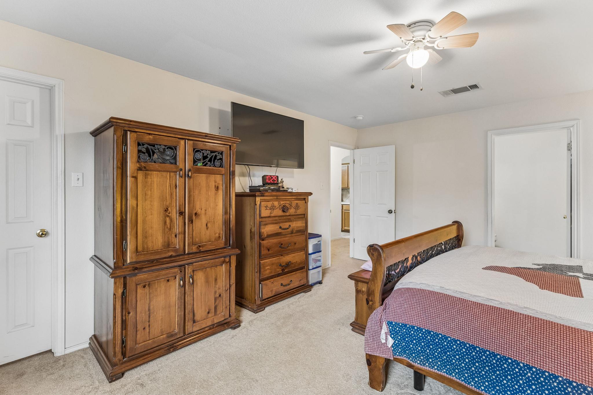 408 Glen Valley Ln, Leander, TX 78641