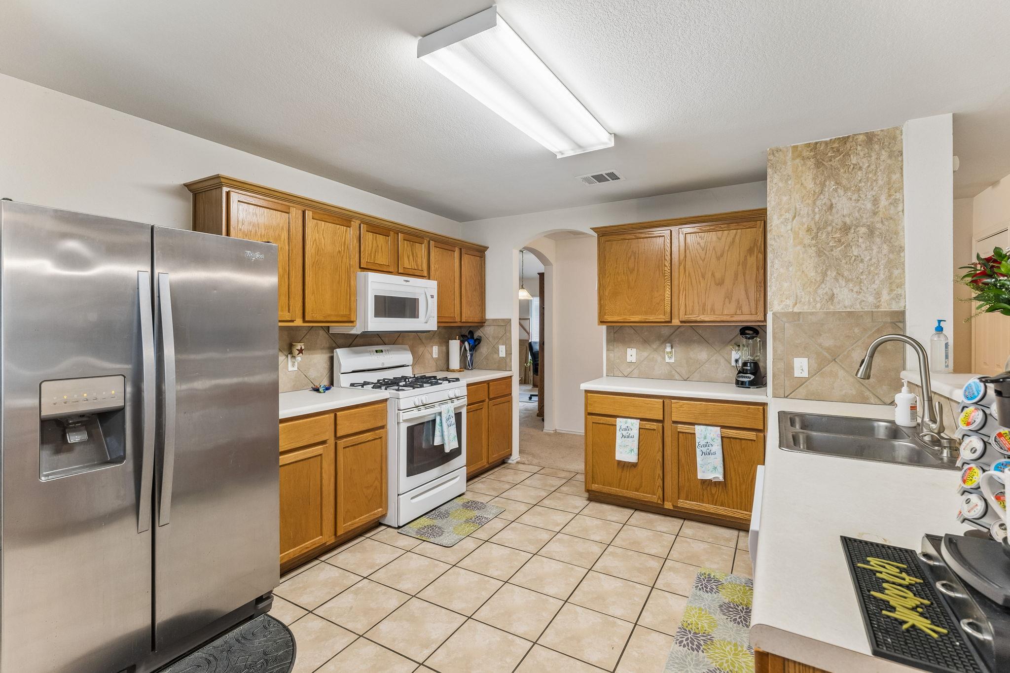 408 Glen Valley Ln, Leander, TX 78641