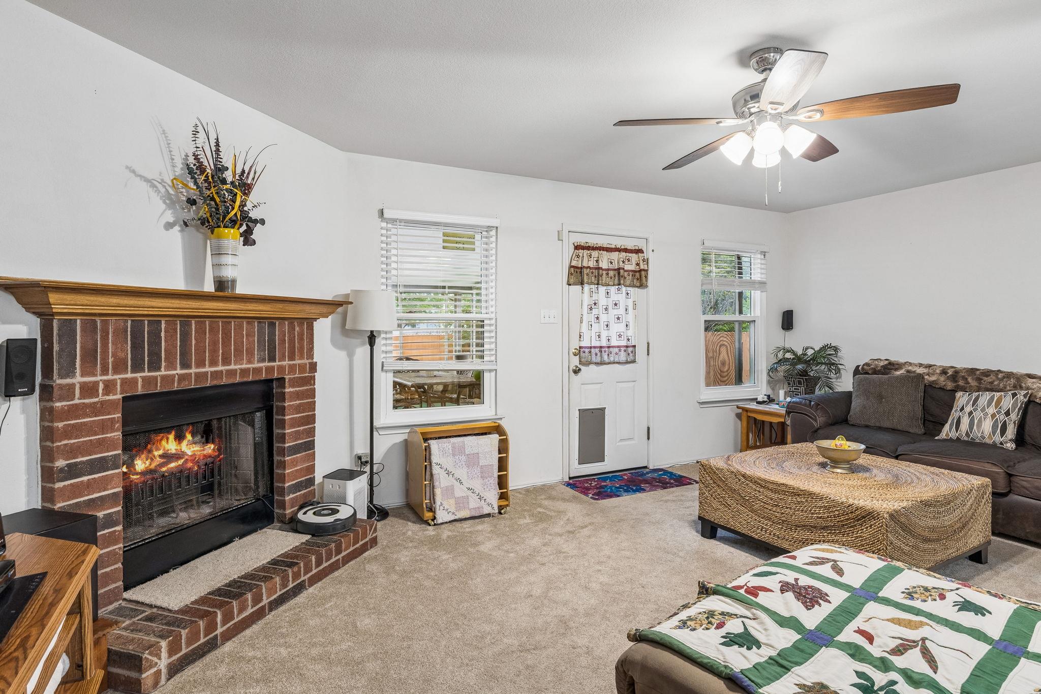 408 Glen Valley Ln, Leander, TX 78641