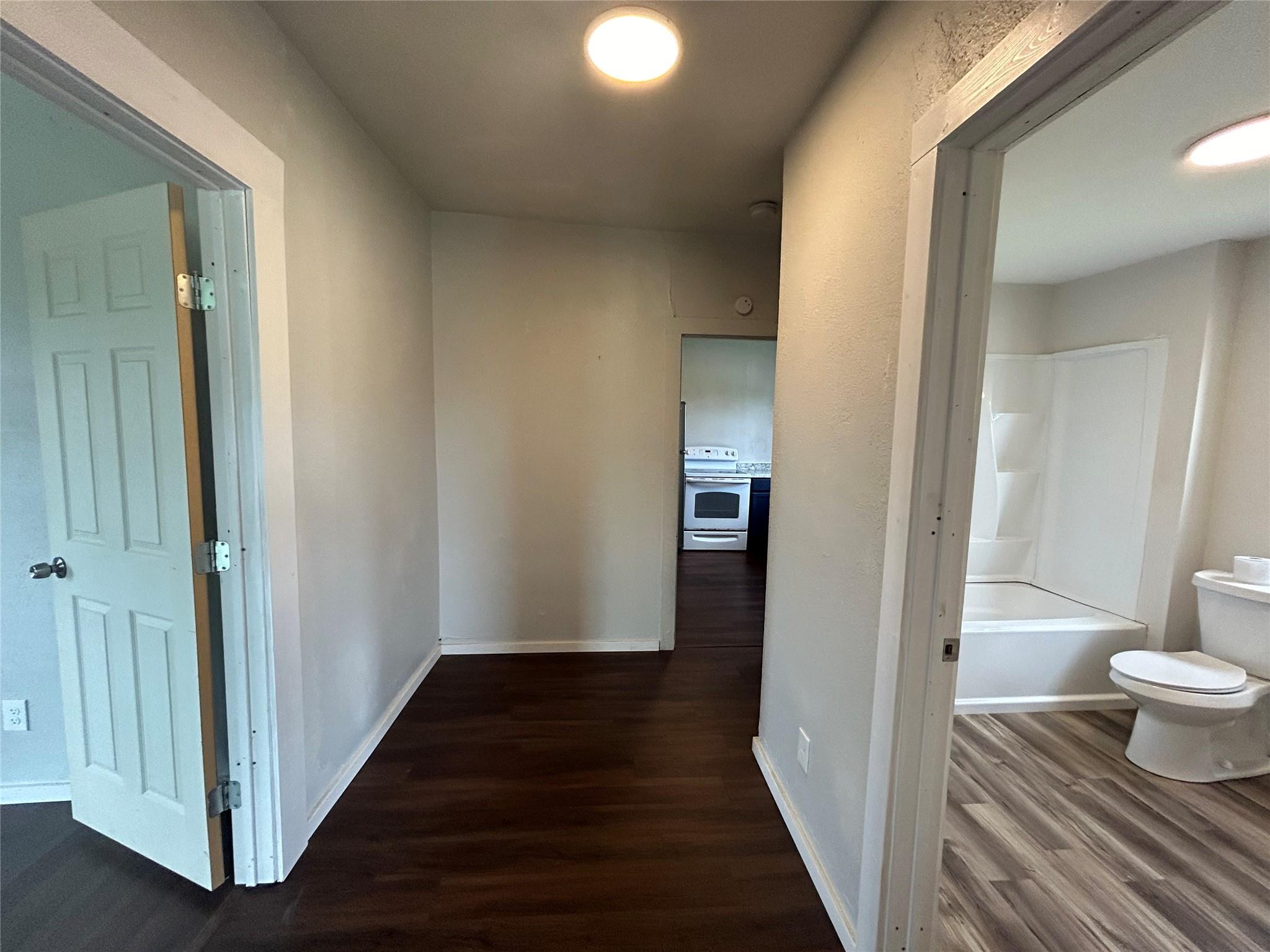 400 Symes St # A, Taylor, TX 76574