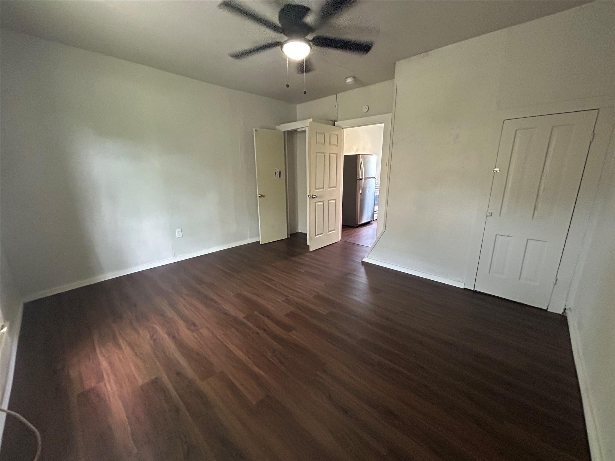 400 Symes St # A, Taylor, TX 76574