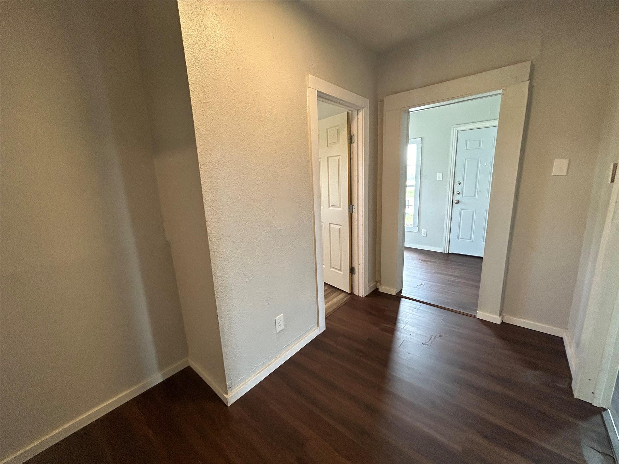 400 Symes St # A, Taylor, TX 76574