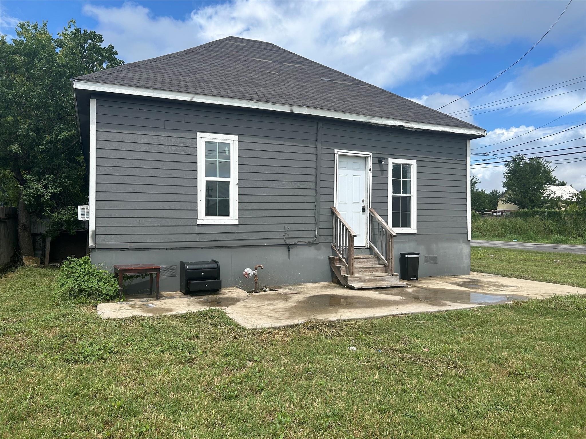 400 Symes St # A, Taylor, TX 76574