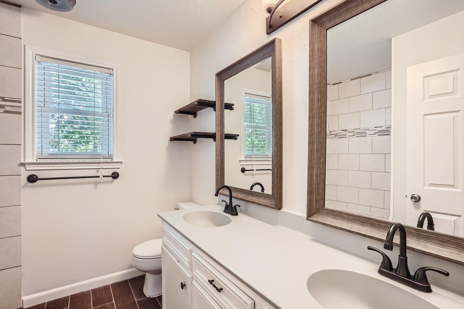 1712 Hermitage Dr, Round Rock, TX 78681