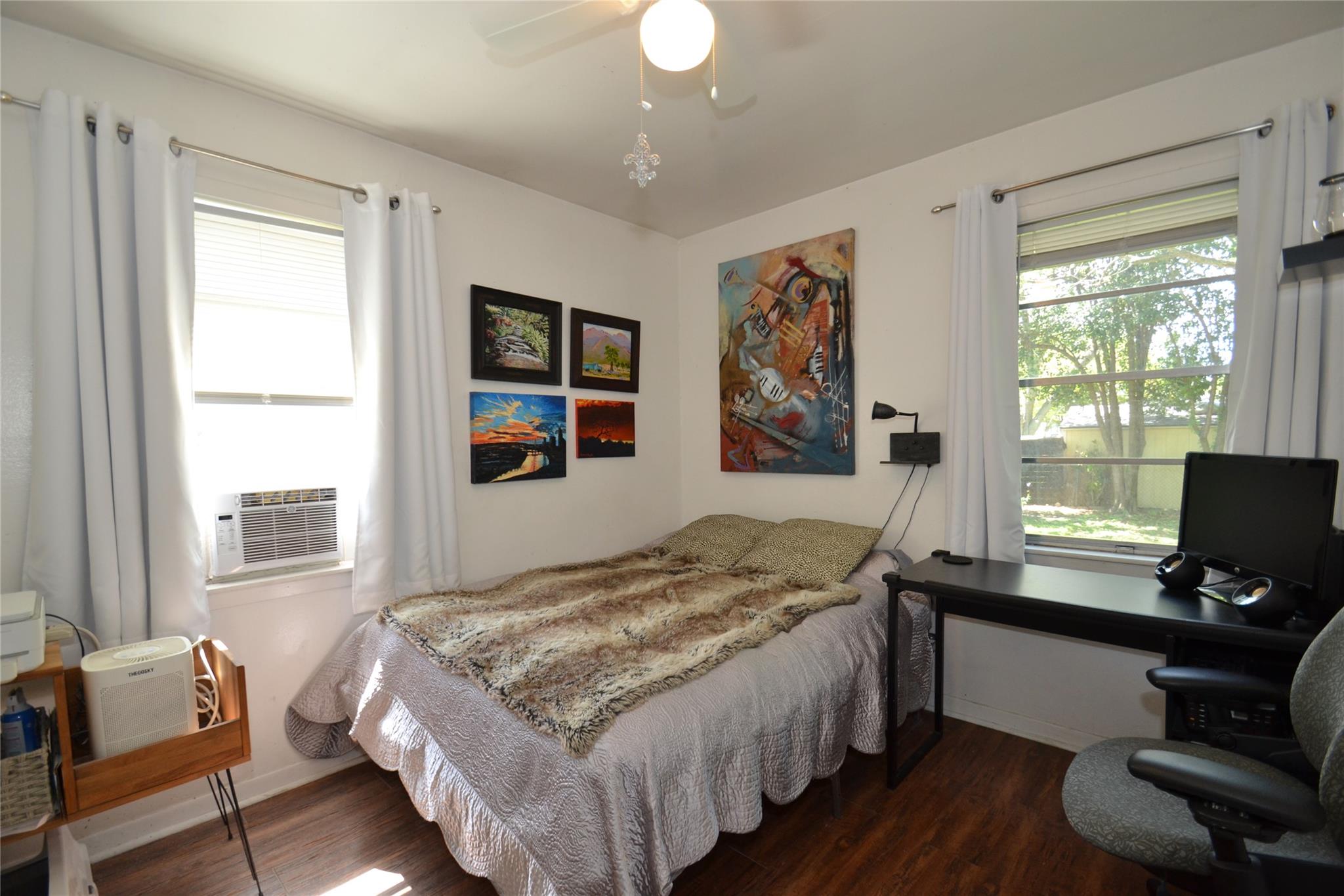 1013 Romeria Dr, Austin, TX 78757