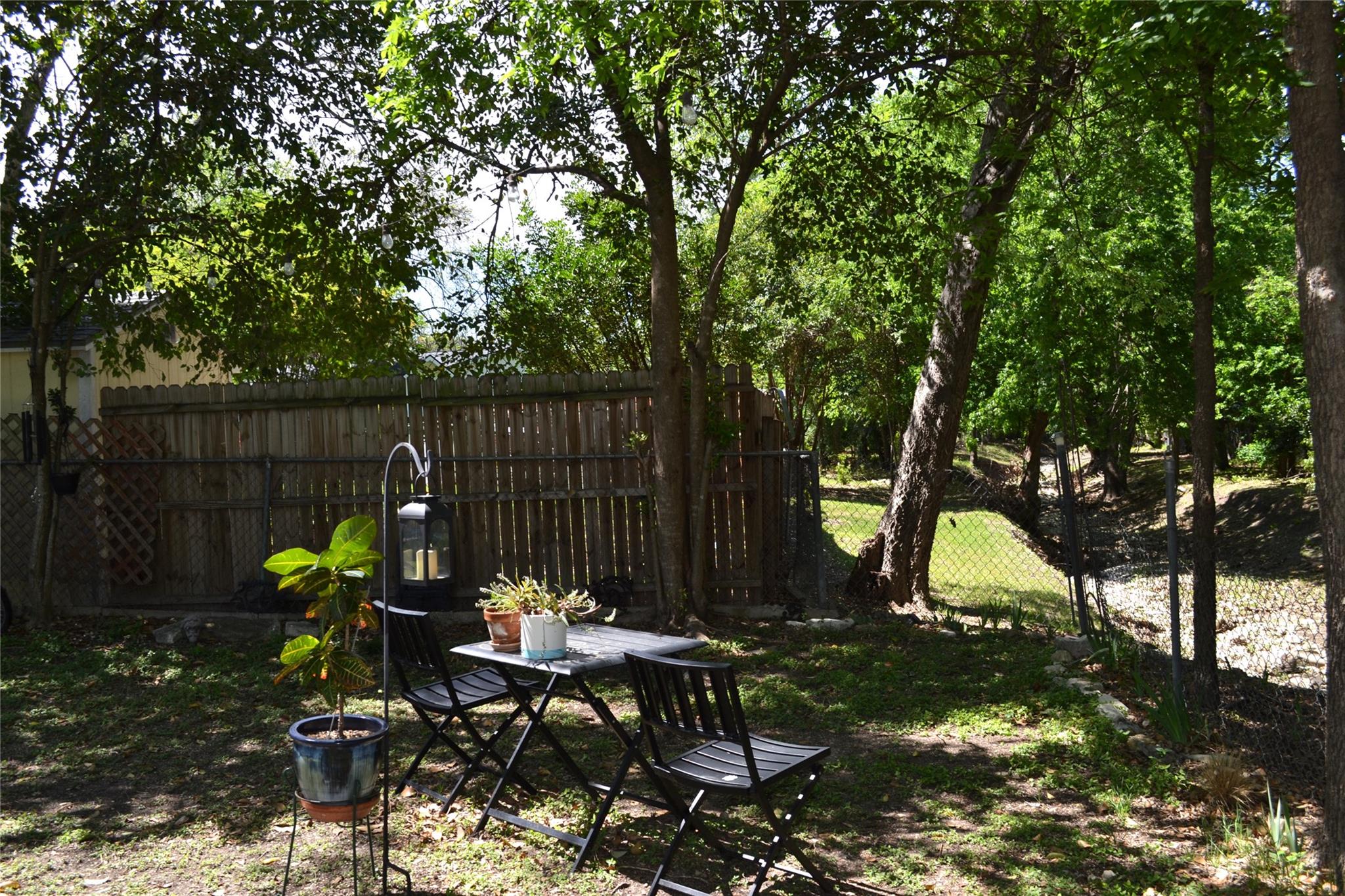 1013 Romeria Dr, Austin, TX 78757