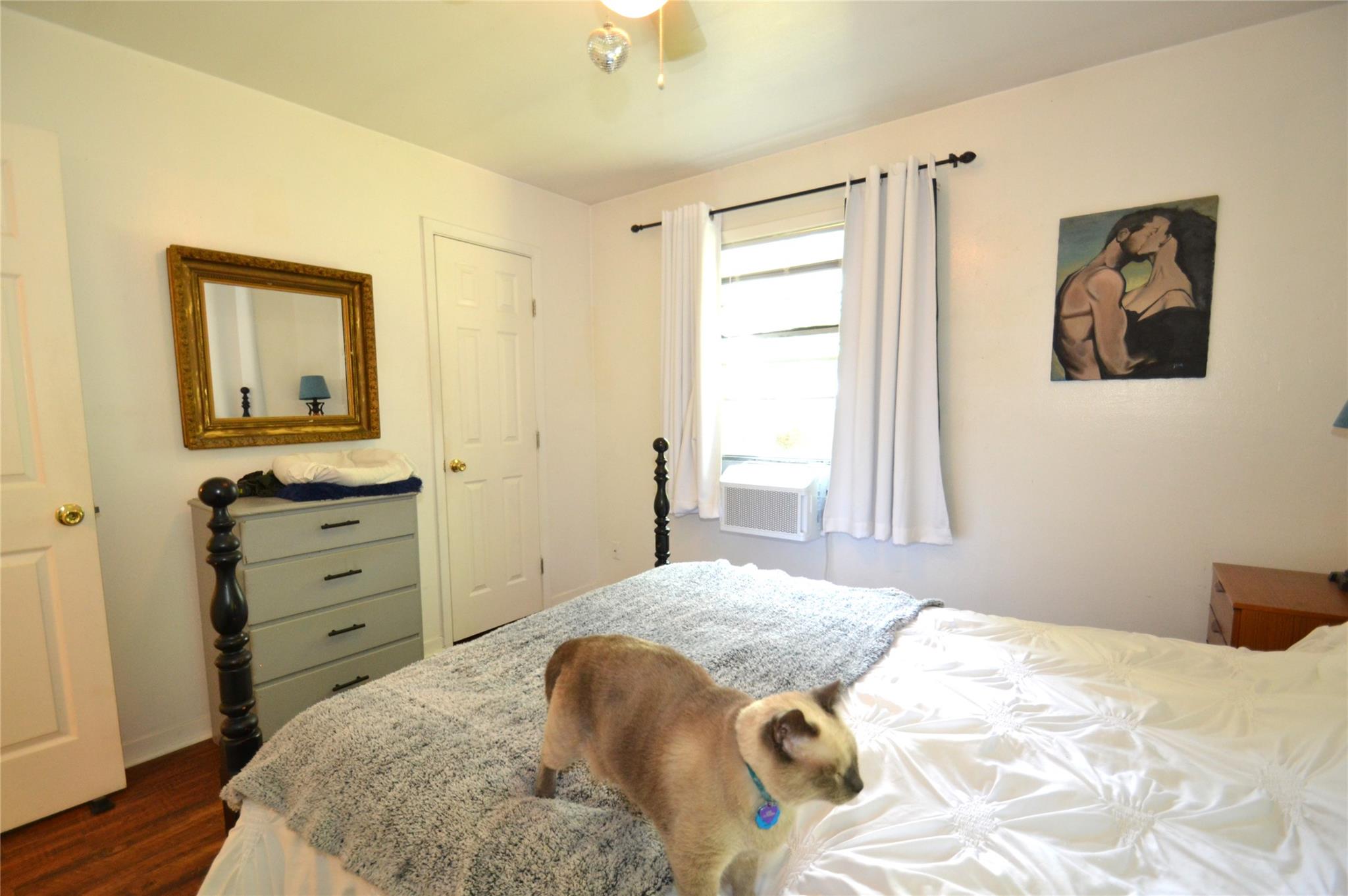 1013 Romeria Dr, Austin, TX 78757