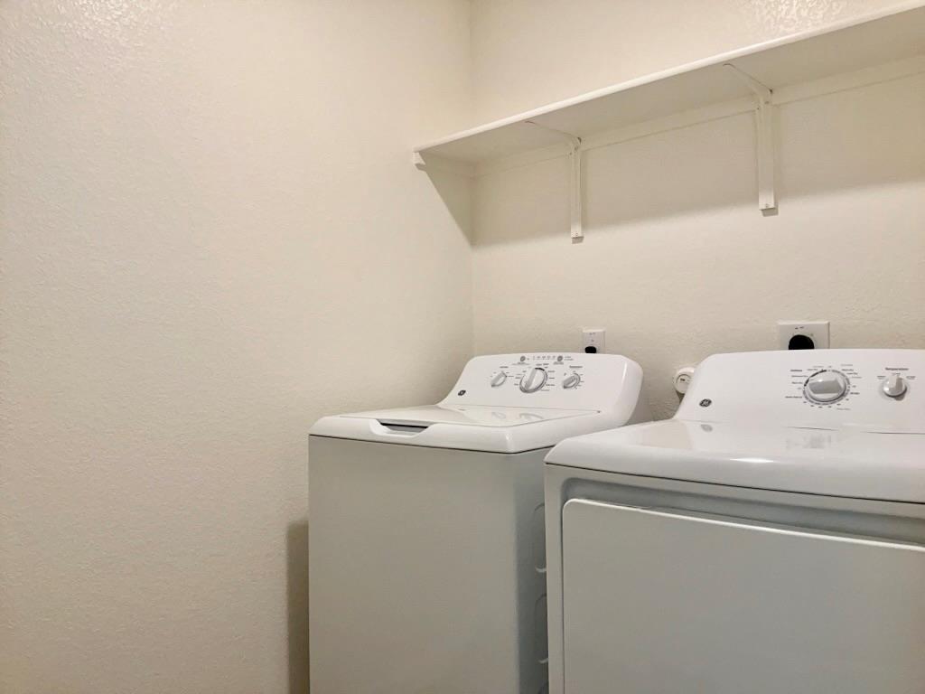 203 Stonebrook Dr, Hutto, TX 78634