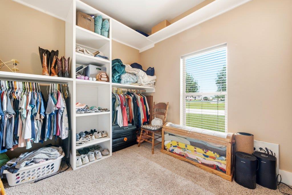 115 Lakeside Cv, Martindale, TX 78655