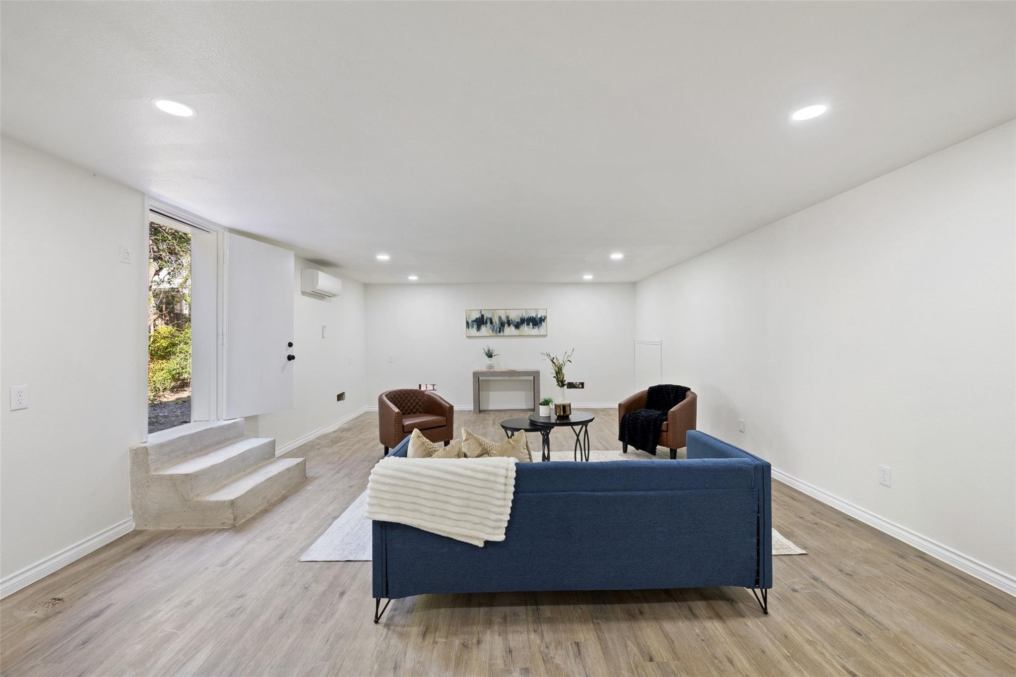 207 Norwood St W, Georgetown, TX 78628