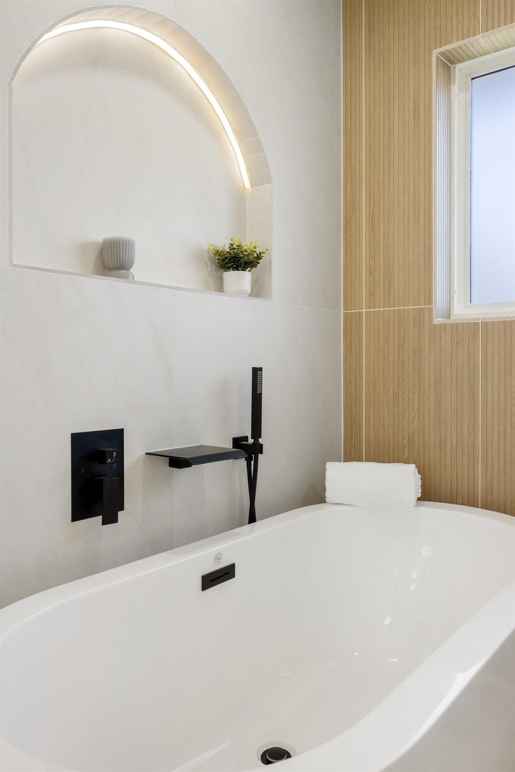 207 Norwood St W, Georgetown, TX 78628