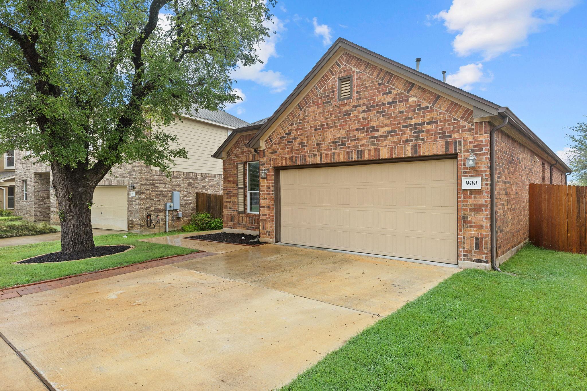 900 Crown Anchor Bnd, Georgetown, TX 78633