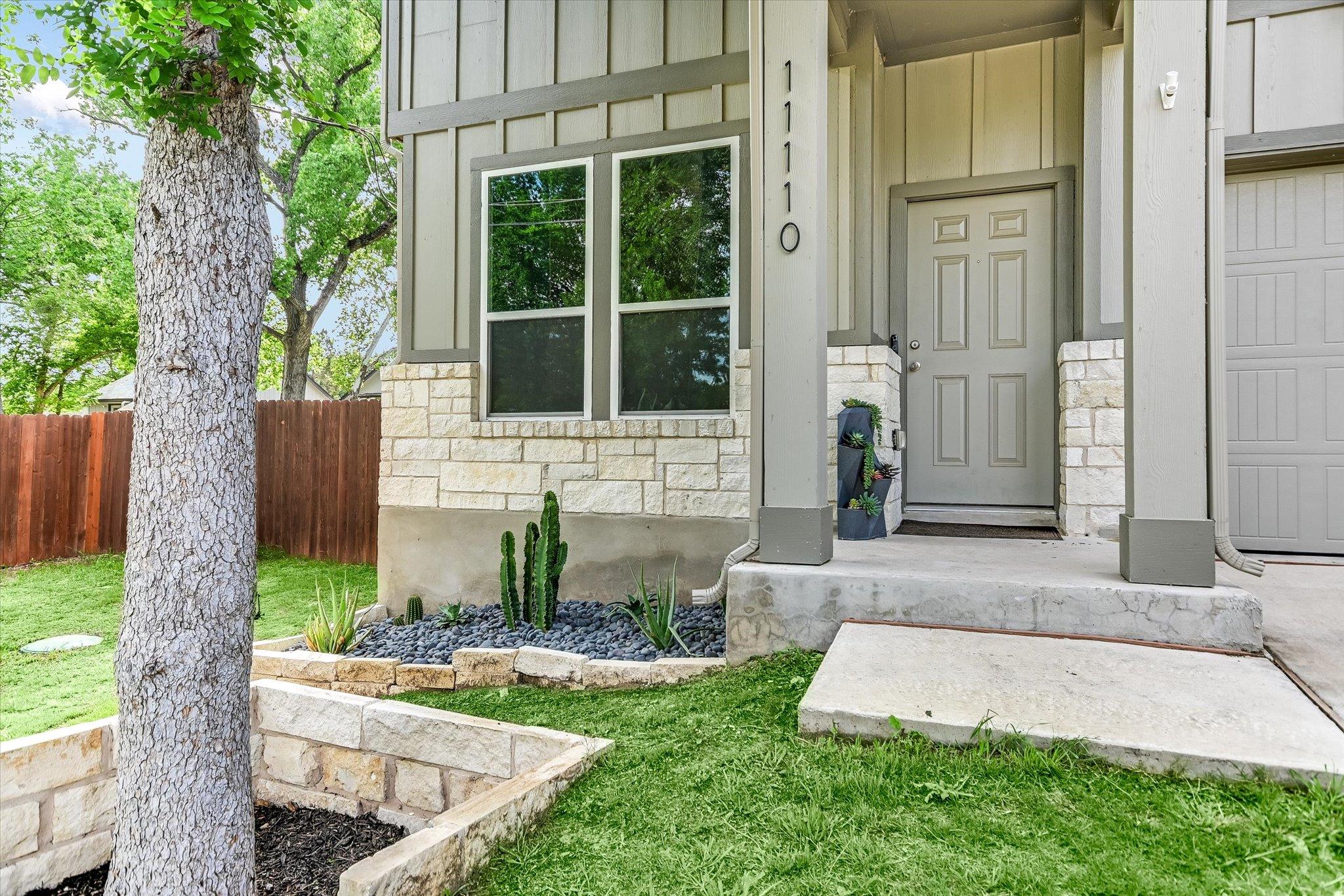 11110 2nd St, Jonestown, TX 78645