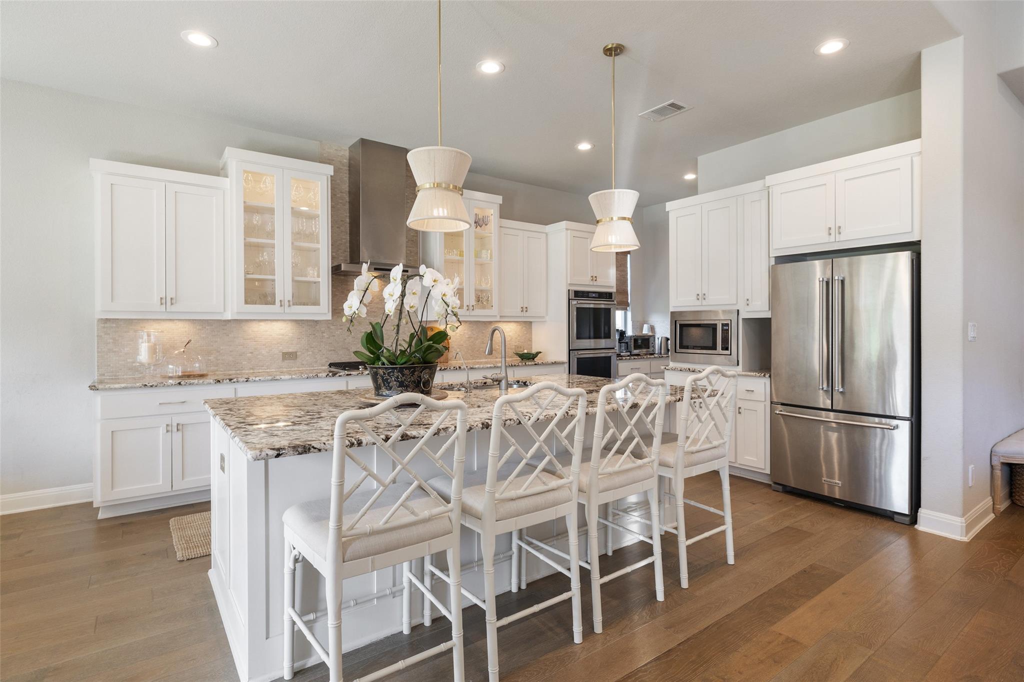 16104 Golden Top Dr, Austin, TX 78738