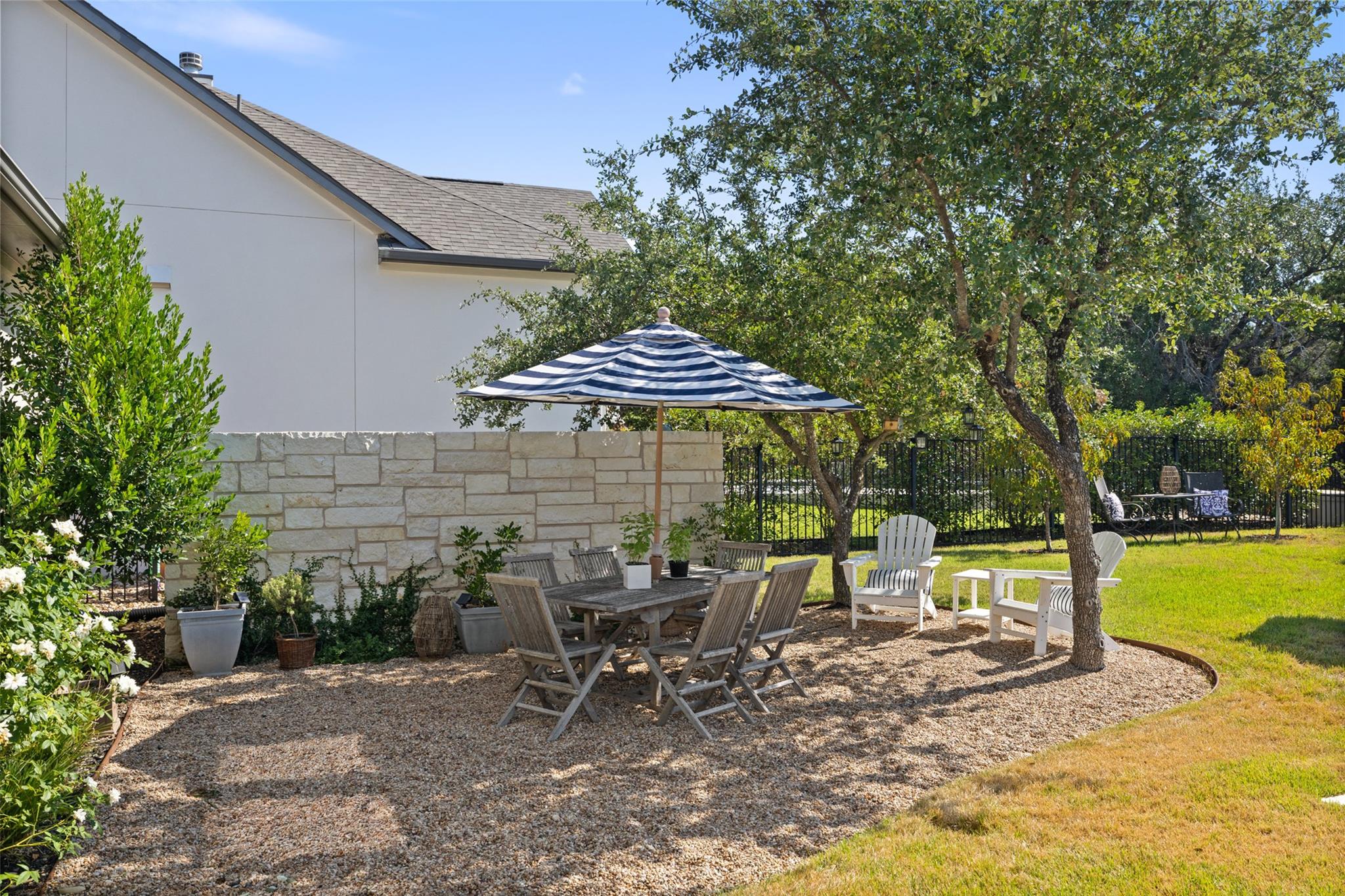 16104 Golden Top Dr, Austin, TX 78738