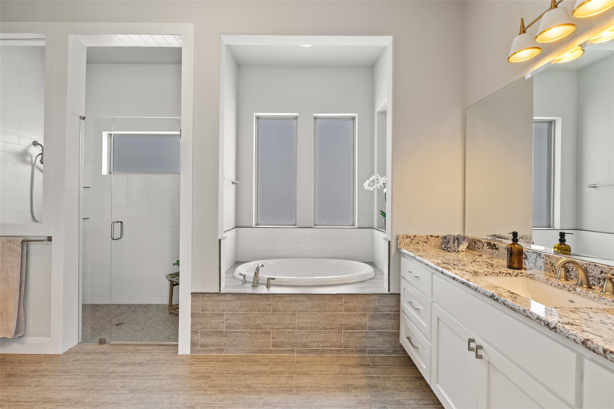 16104 Golden Top Dr, Austin, TX 78738