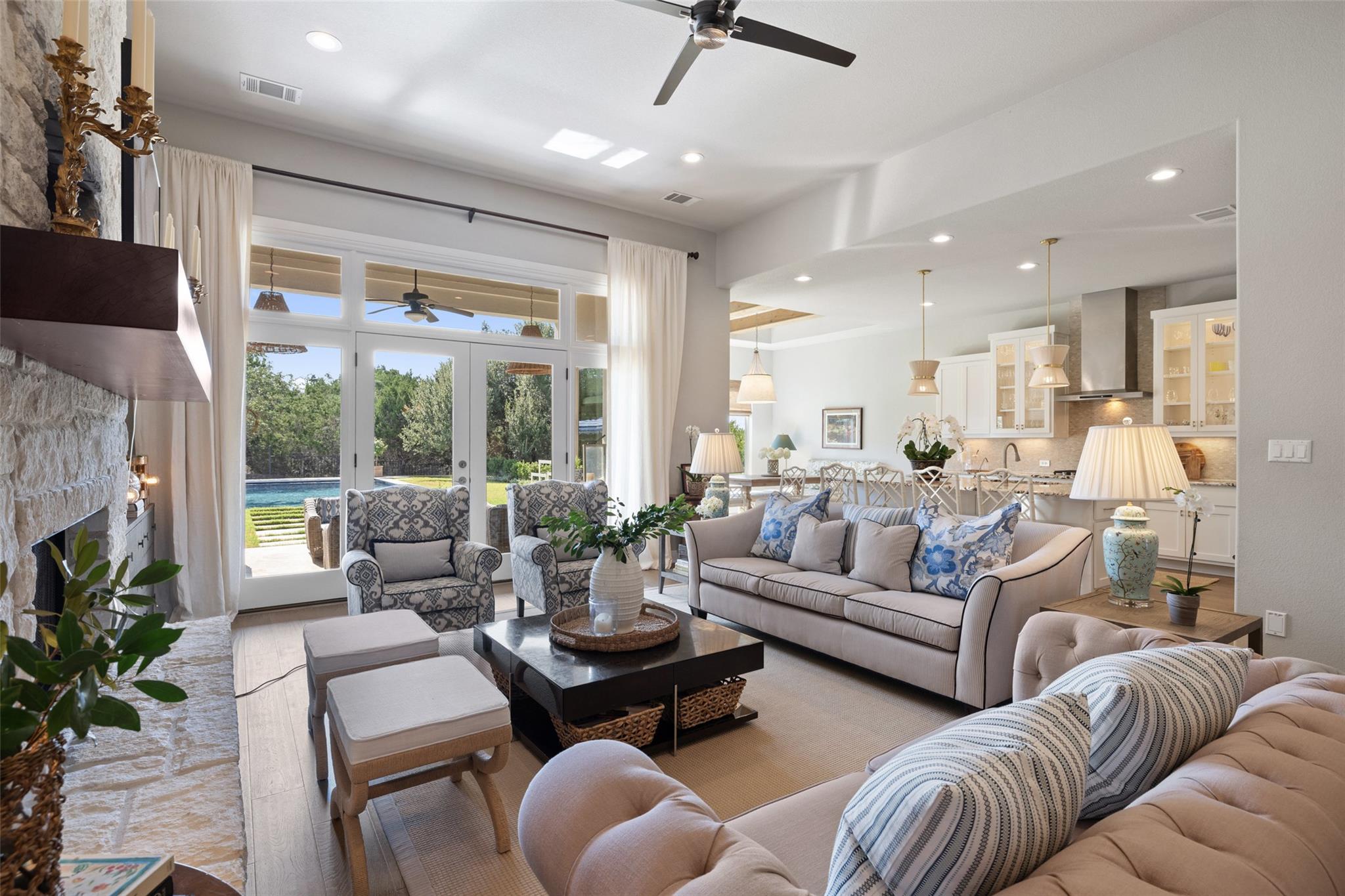 16104 Golden Top Dr, Austin, TX 78738