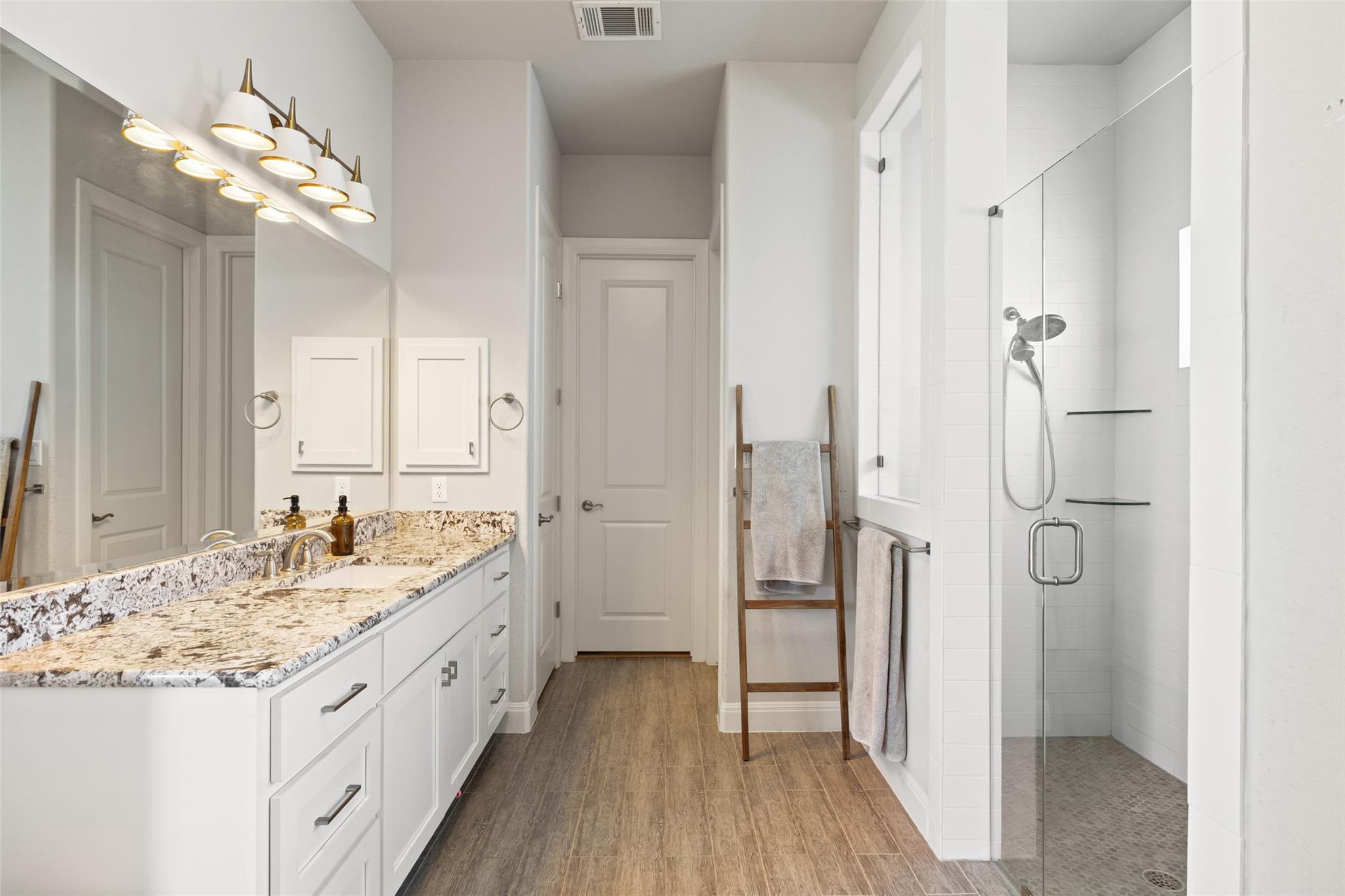 16104 Golden Top Dr, Austin, TX 78738