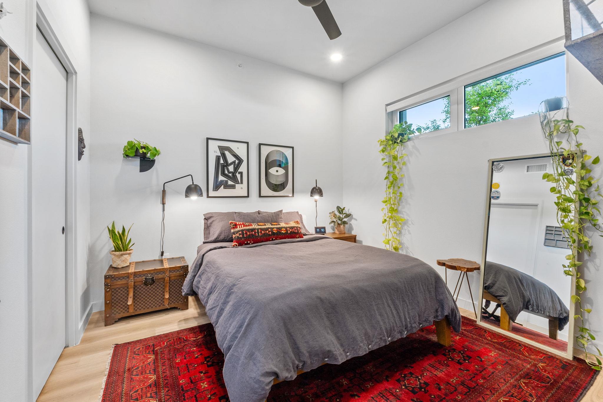 4004 Banister Ln # 105, Austin, TX 78704