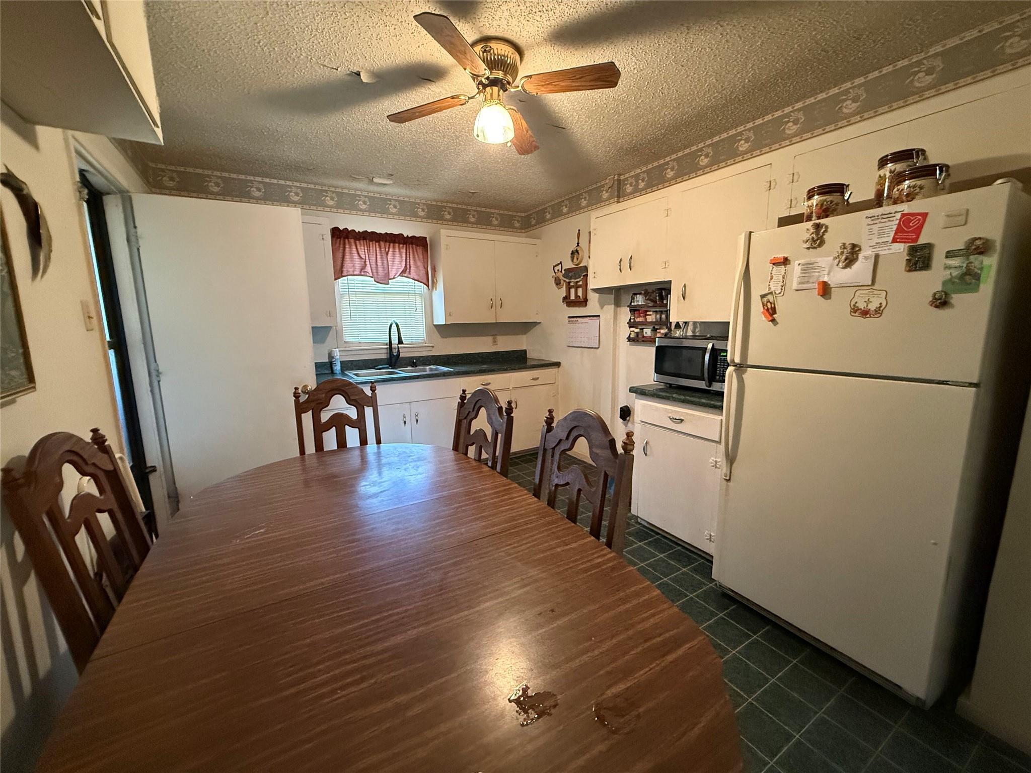 231 Harcourt Ave, San Antonio, TX 78223