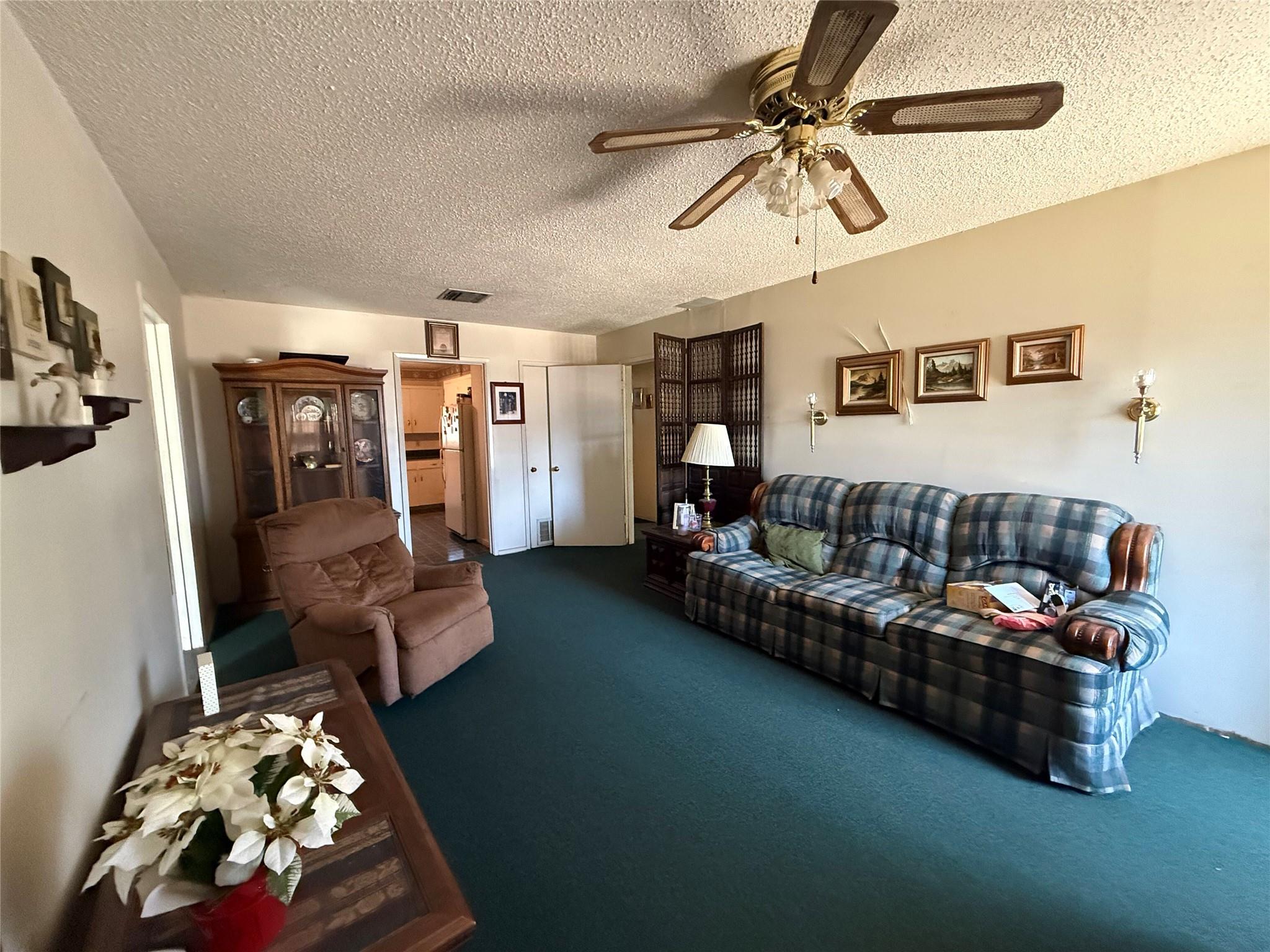 231 Harcourt Ave, San Antonio, TX 78223