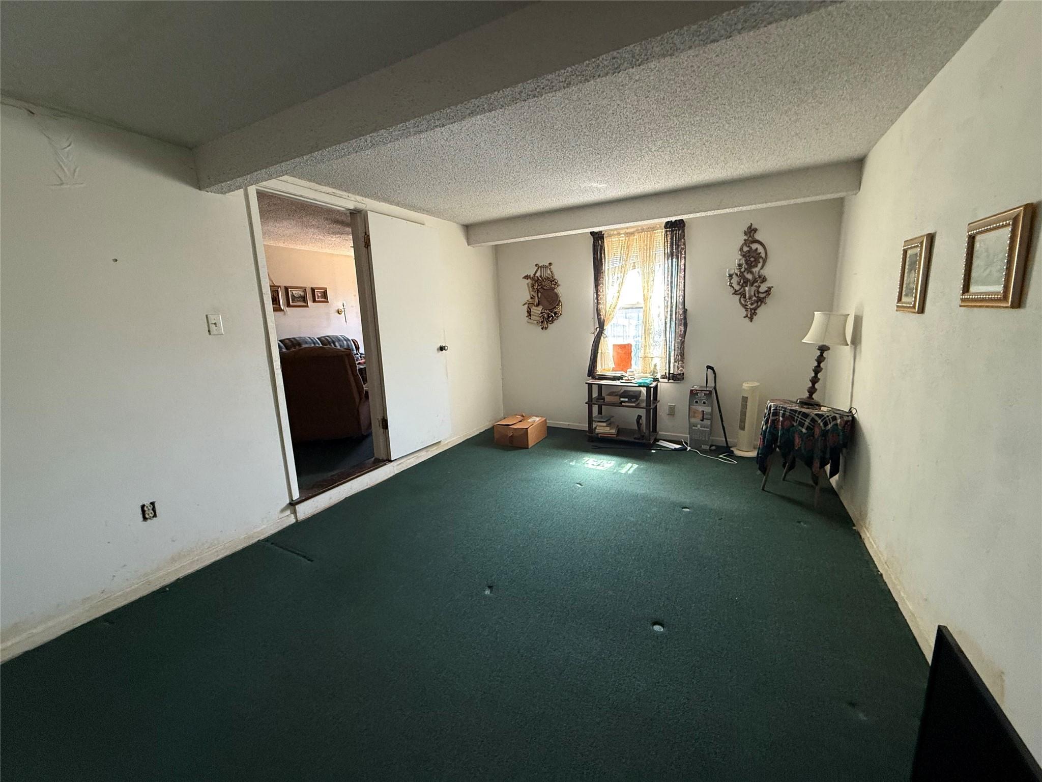 231 Harcourt Ave, San Antonio, TX 78223