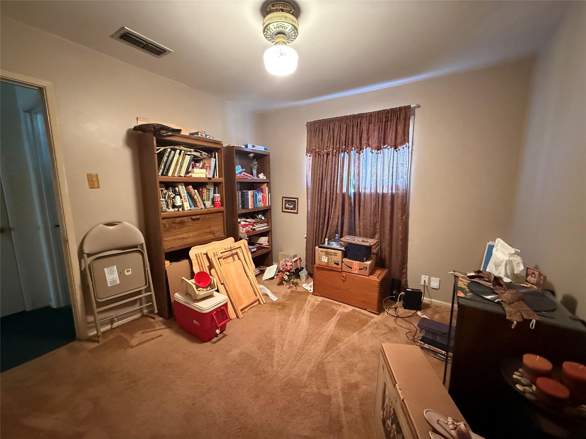 231 Harcourt Ave, San Antonio, TX 78223