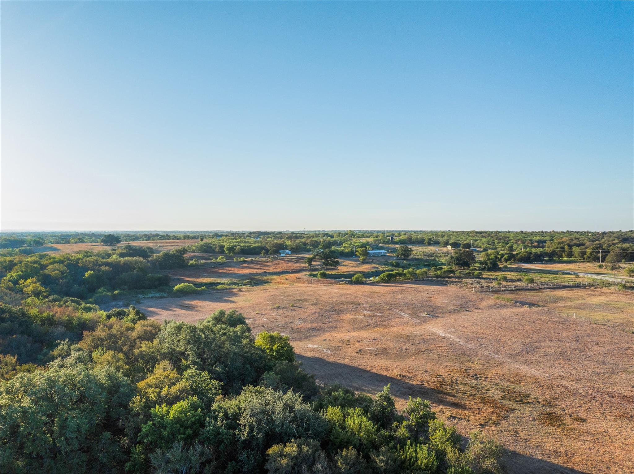 3270 Fm 671, Luling, TX 78648