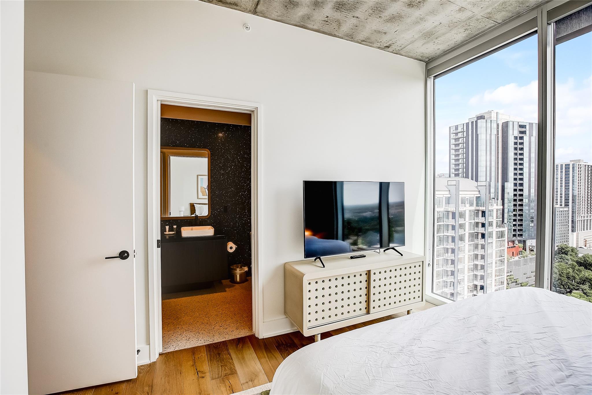 48 East Ave # 2504, Austin, TX 78701