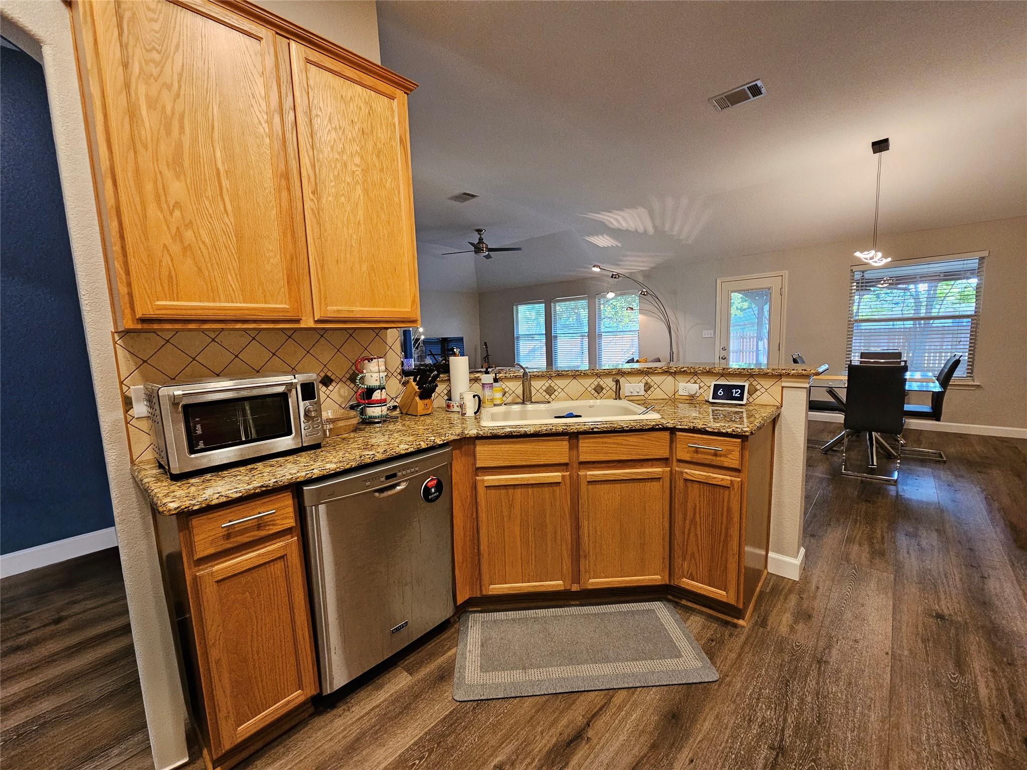 2203 Boneset Trl, Round Rock, TX 78665