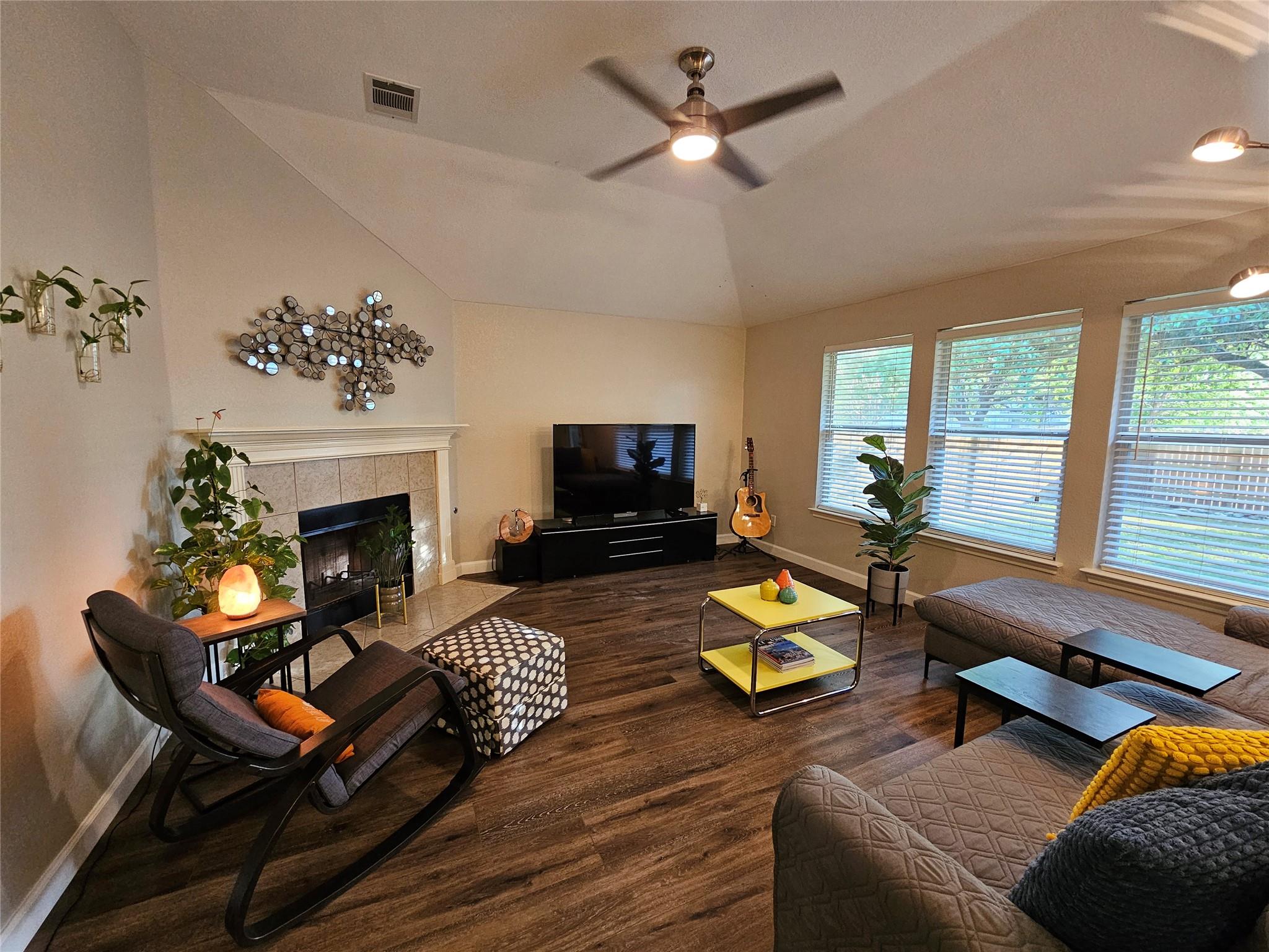 2203 Boneset Trl, Round Rock, TX 78665