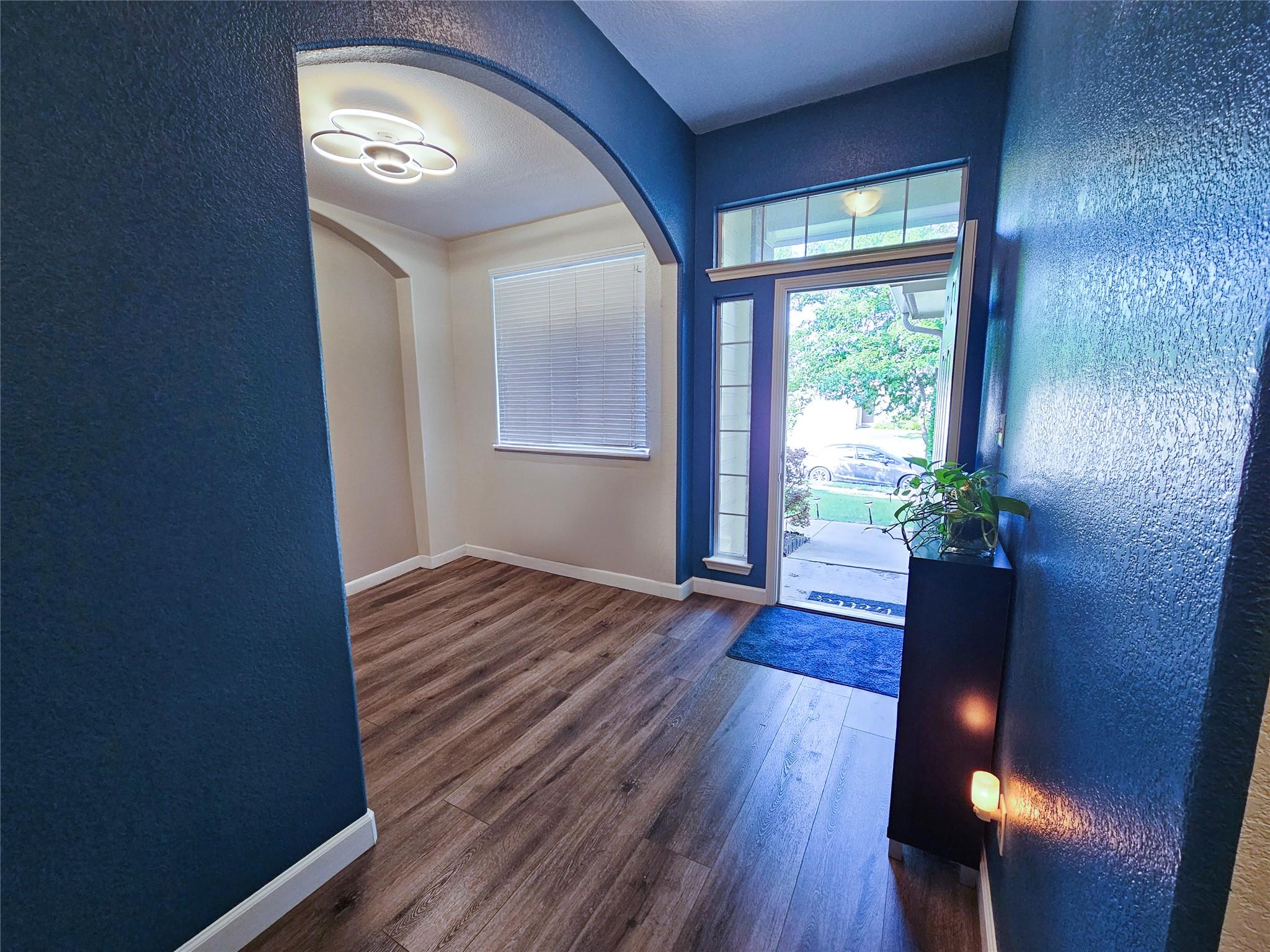 2203 Boneset Trl, Round Rock, TX 78665