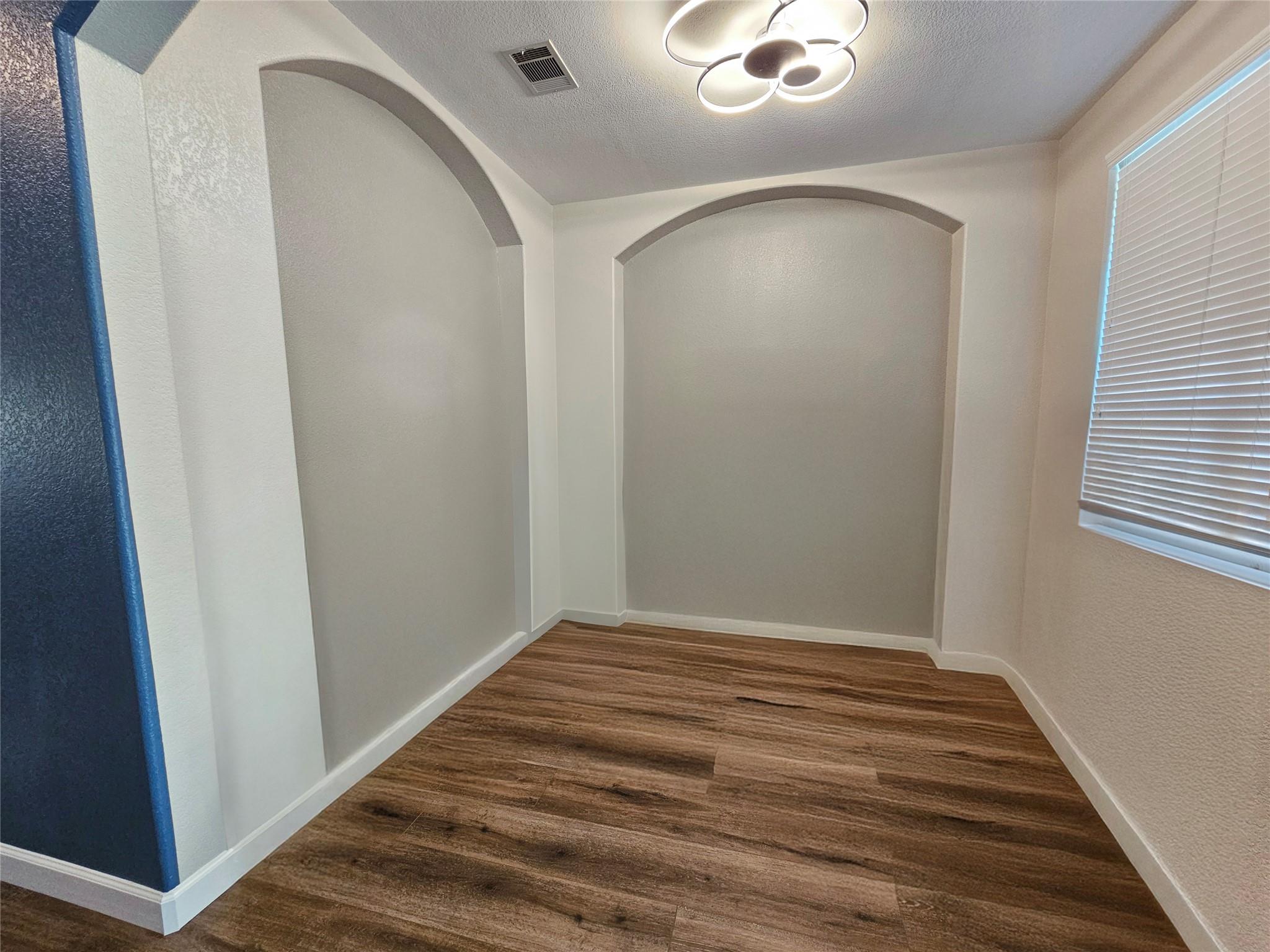 2203 Boneset Trl, Round Rock, TX 78665