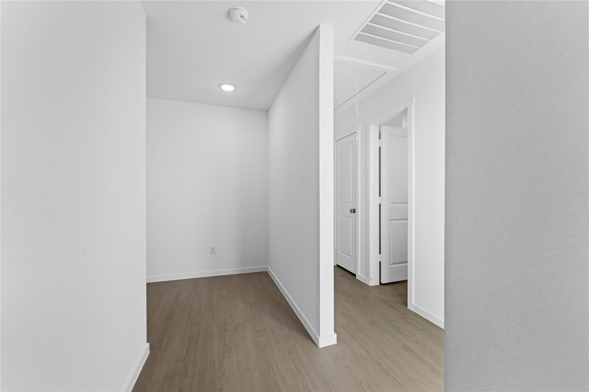 106 Ellendale Pl, Fredericksburg, TX 78624