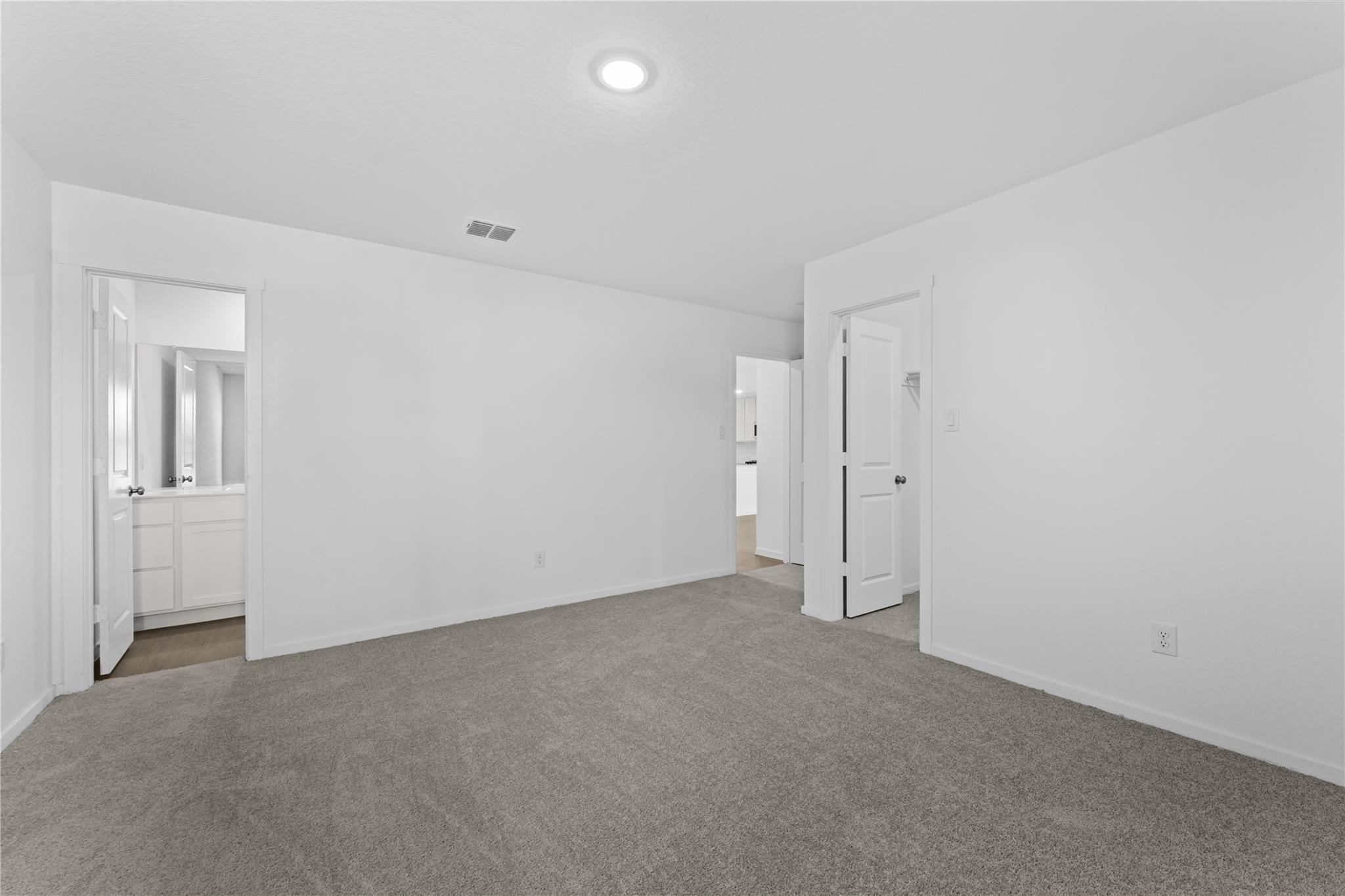 106 Ellendale Pl, Fredericksburg, TX 78624