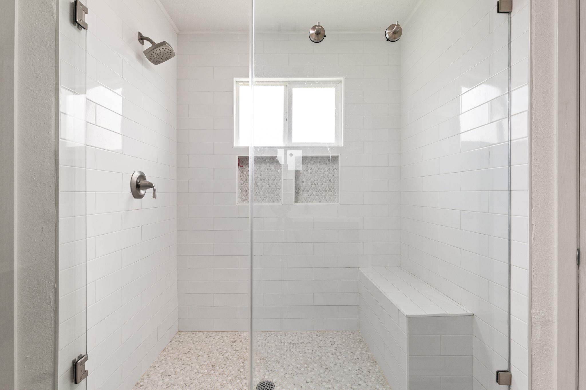 8000 Treehouse Ln, Austin, TX 78749