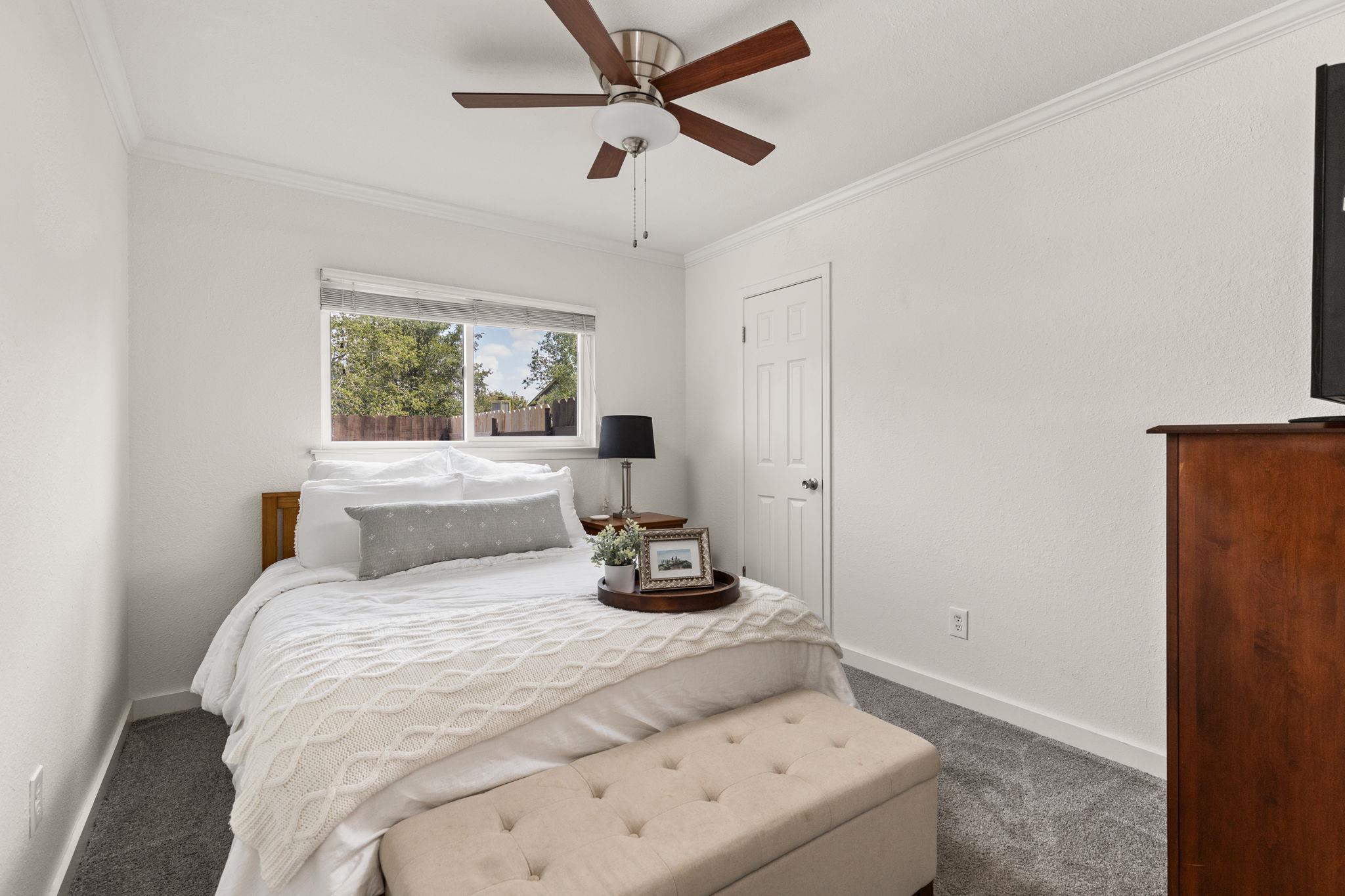 8000 Treehouse Ln, Austin, TX 78749