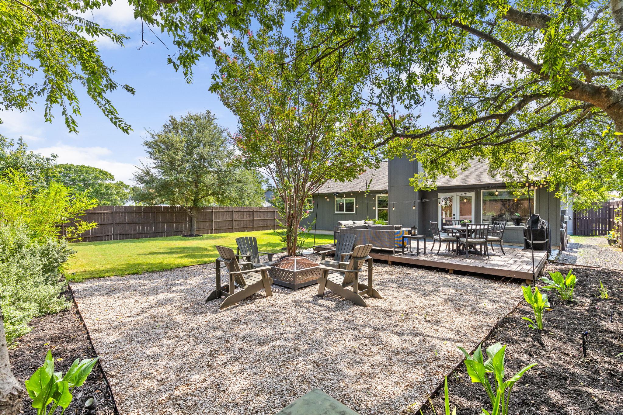 8000 Treehouse Ln, Austin, TX 78749