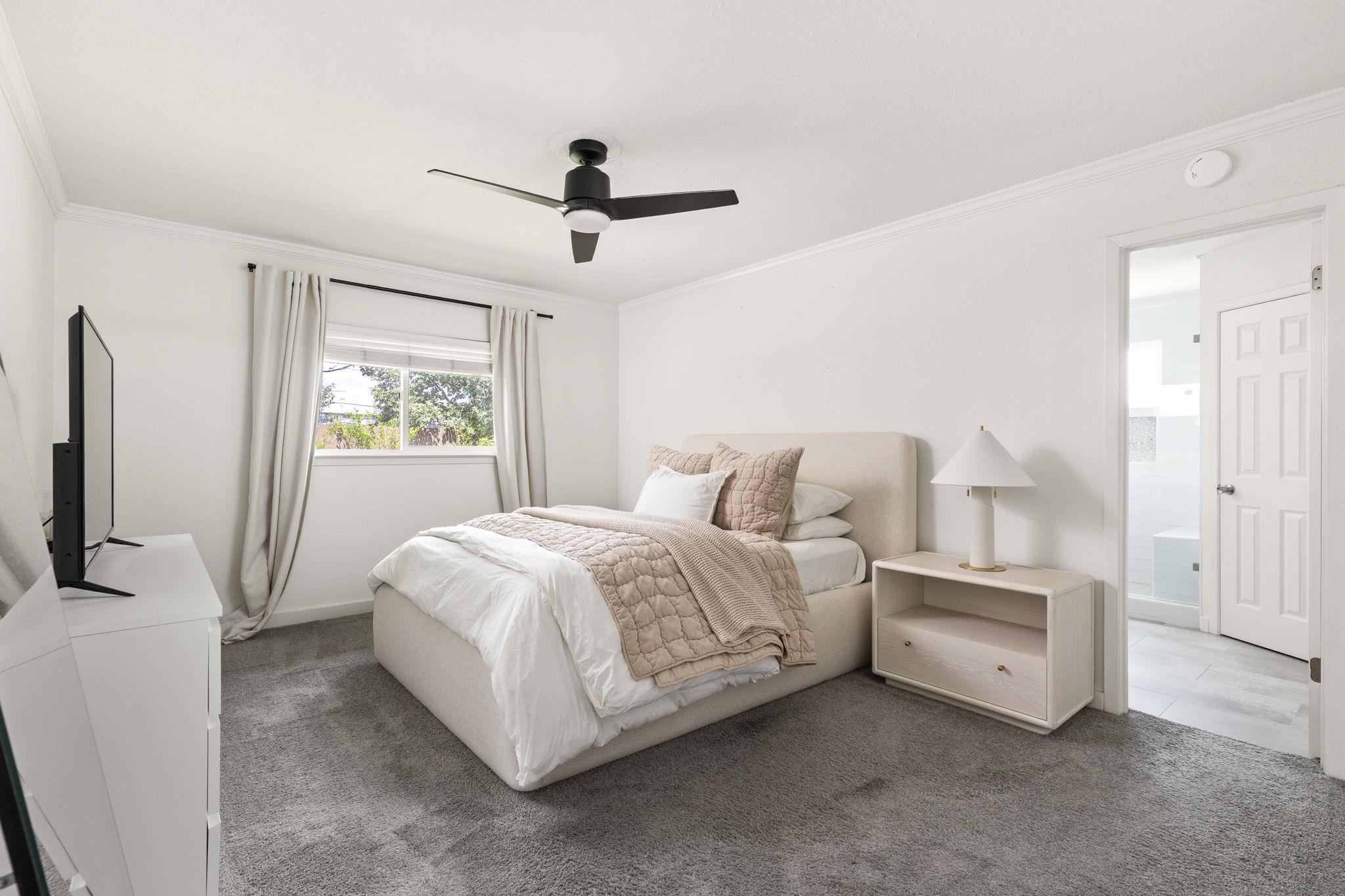 8000 Treehouse Ln, Austin, TX 78749