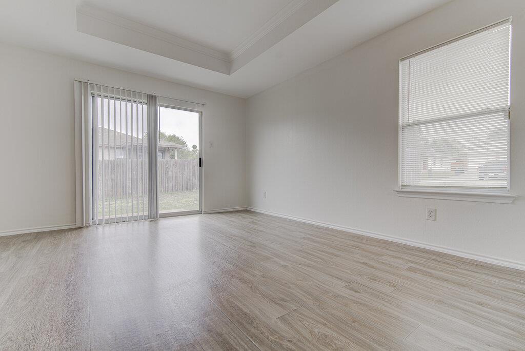 205 Mood Lake Dr, Kyle, TX 78640